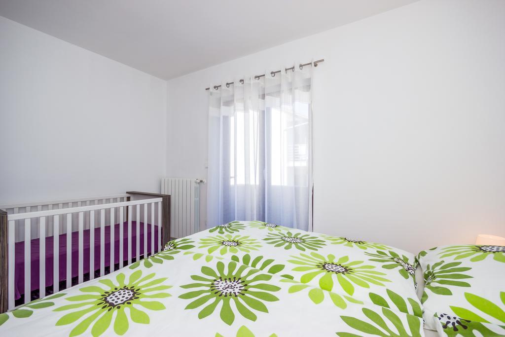 Cozy And Modern Apartments Кастав Номер фото